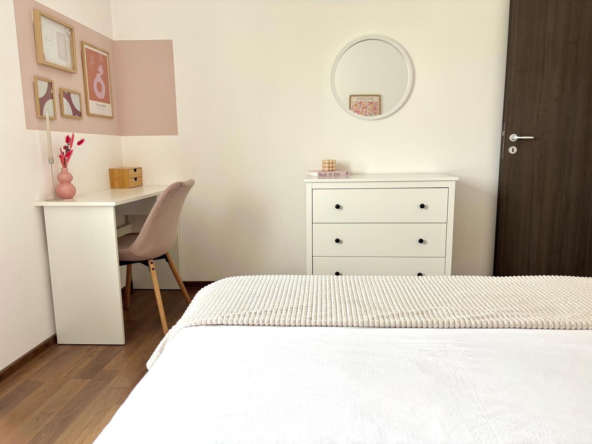 Wanderlust Home Cream, Rasnov Apt For 4, Wifi And Free Parking Zewnętrze zdjęcie