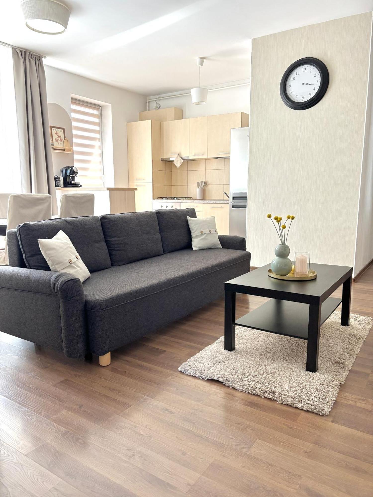 Wanderlust Home Cream, Rasnov Apt For 4, Wifi And Free Parking Zewnętrze zdjęcie